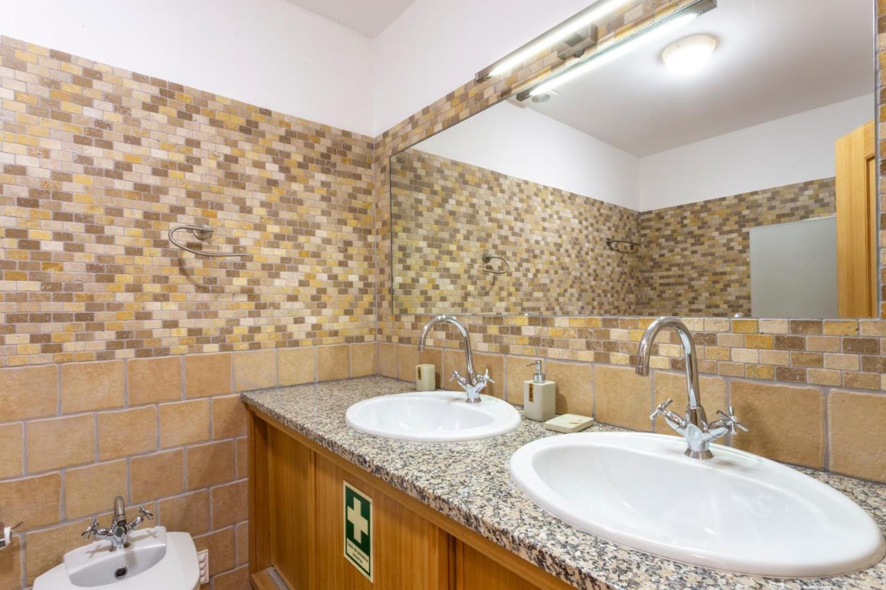 Appartamento Cozy & Luxurious Getaway - 3 Decks Oceanview & Pool - Sao Jose Lagos Esterno foto
